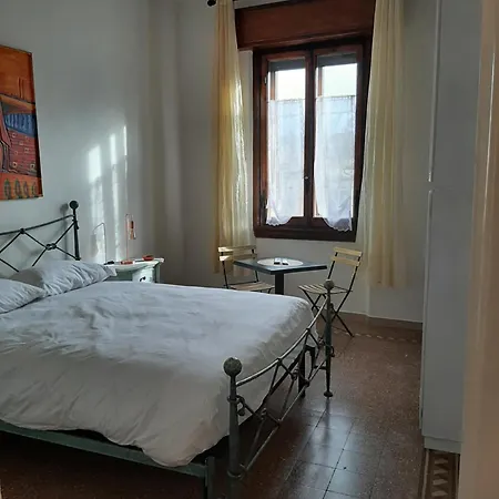 Mary&flo House - A Due Passi Dal Centro - Free Private Parking Appartement Florence